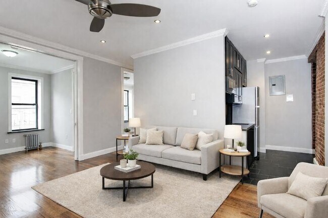 Building Photo - 338 E 100th St