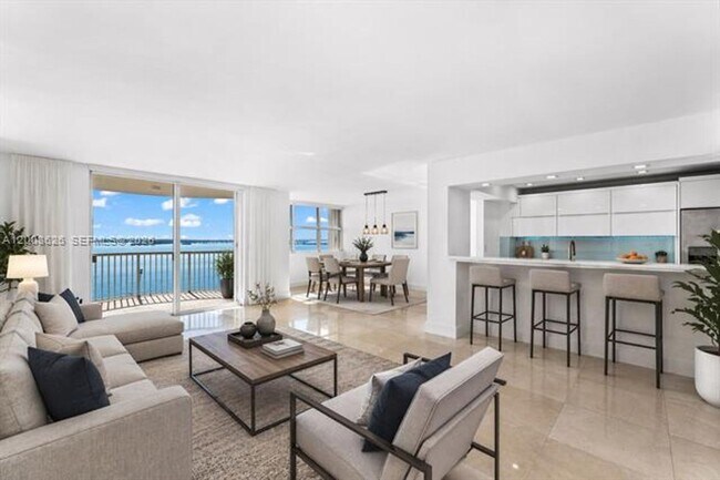 Foto del edificio - 1420 Brickell Bay Dr