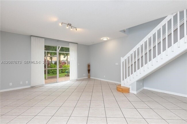 Building Photo - 3635 San Simeon Cir