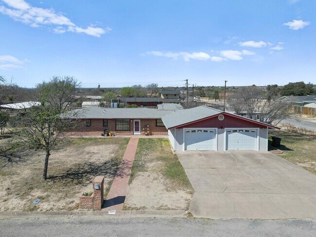 Foto del edificio - 208 N Broadview St
