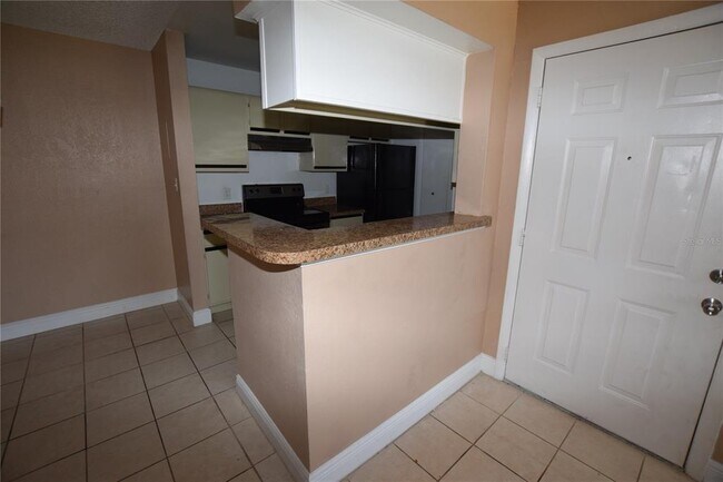 Foto del edificio - 5540 Devonbriar Way