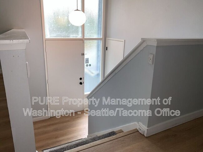 Building Photo - 21308 124th Ave SE