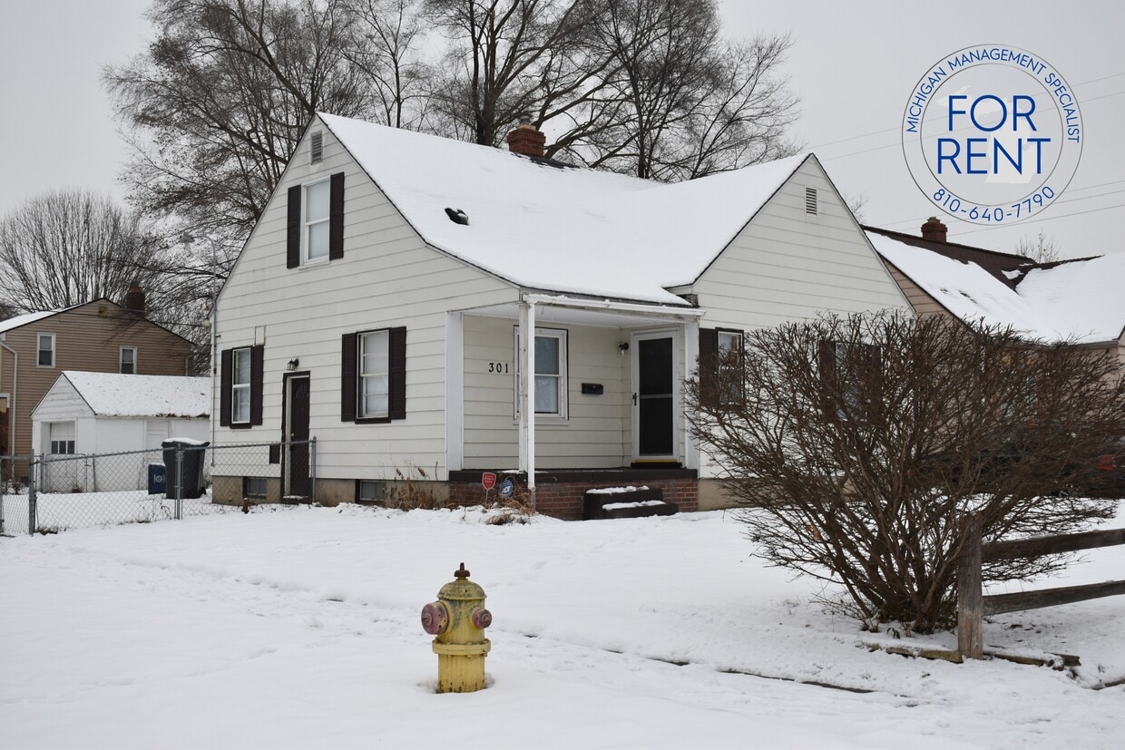 Foto del edificio - 301 Chandler Ave