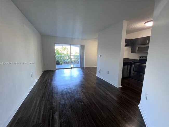 Foto del edificio - 10025 NW 46th St