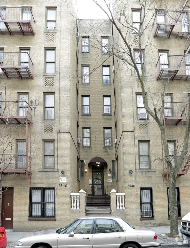 Building Photo - 3540 Dekalb Ave