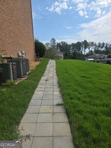 Foto del edificio - 30 Grassy Springs Ct