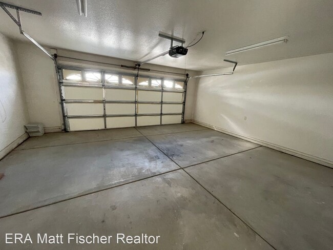 Building Photo - 3 br, 2 bath House - 11335 S Kingman Ave