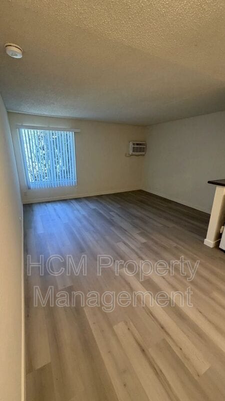Building Photo - 11450 Calvert St