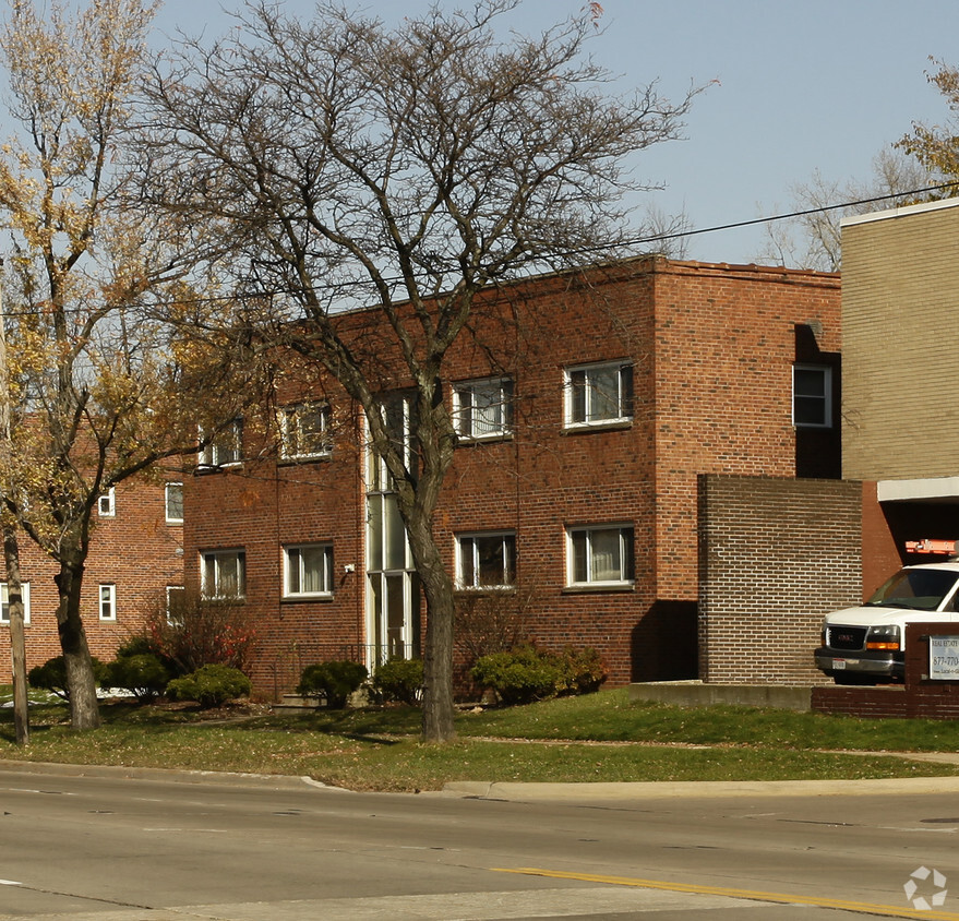 Building Photo - The Claire Warrensville Building