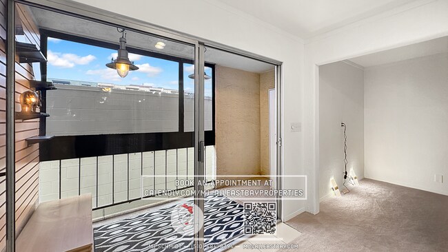 Photo - Bright 1 bed/1 bath located in the heart of Rockridge includes water, garbage, 1 parking! Apartment