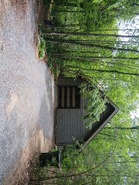 Foto del edificio - 130 Forest Ridge Dr