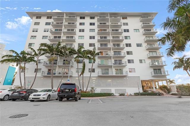 Building Photo - 1450 Lincoln Rd