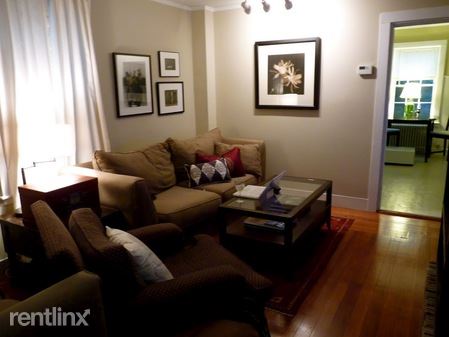 Foto del edificio - 1054 Beacon St