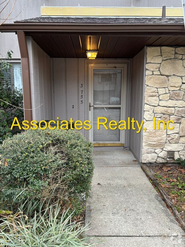 Mile Run Apartments under 2,000 Gainesville, FL 1 Rentals