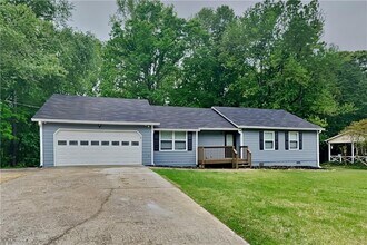 Building Photo - 2620 Bluffton Rd