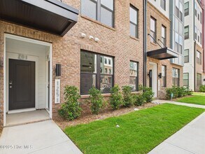 Building Photo - 1251 Shaw View Aly