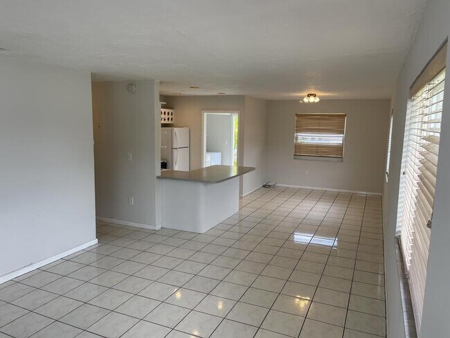 Building Photo - 20514 SW 92nd Ct