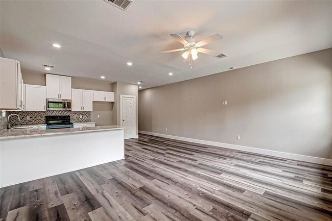Building Photo - 9313 Caddo Rd