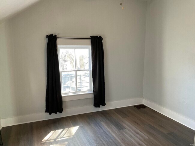 Foto del edificio - 1221 Wall St