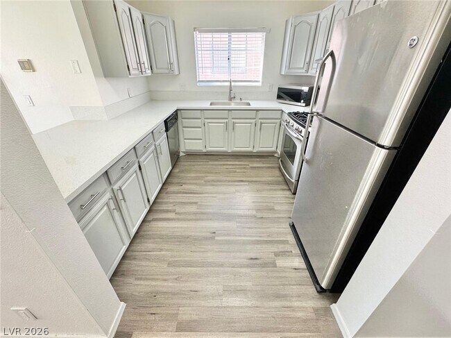 Foto del edificio - 1375 E Hacienda Ave