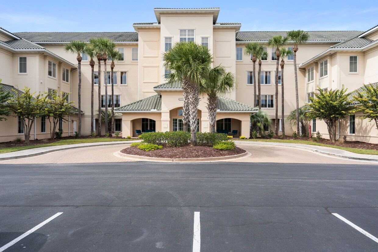 Condo Front Entrance - 2180 Waterview Dr
