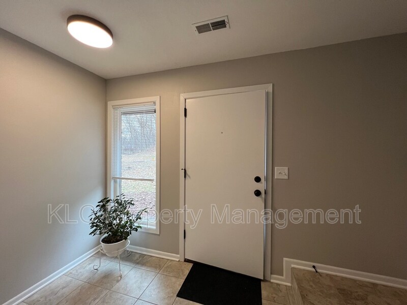 Foto principal - 3805 Maquoketa Dr