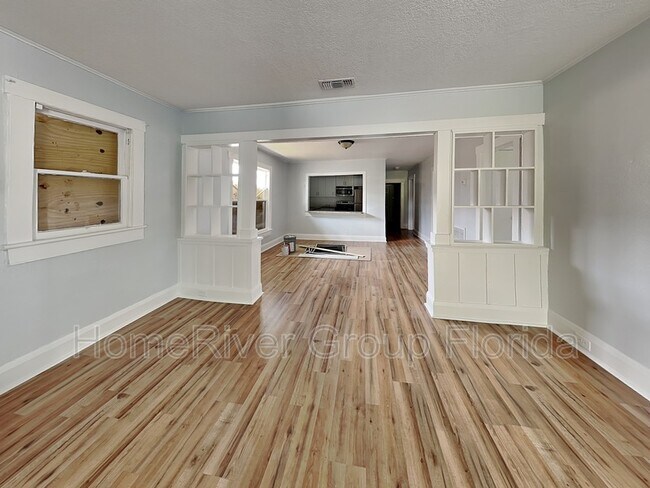 Foto del edificio - 8311 N Semmes St