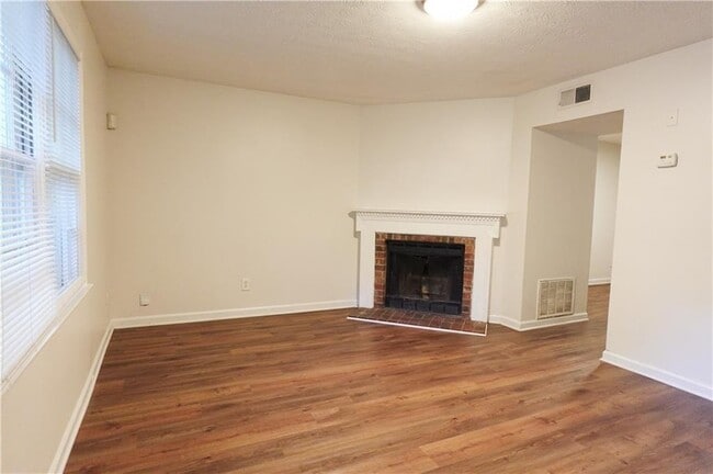 Foto del edificio - 5504 Estates Ct