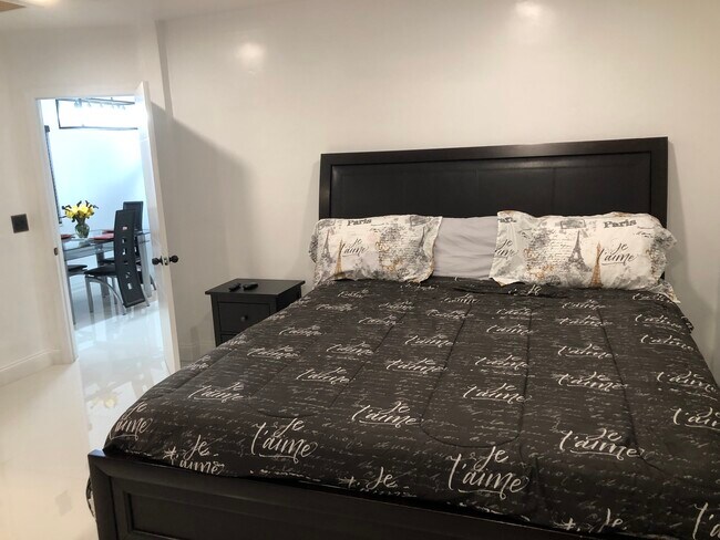 Foto del edificio - 2740 NW 155th Ter