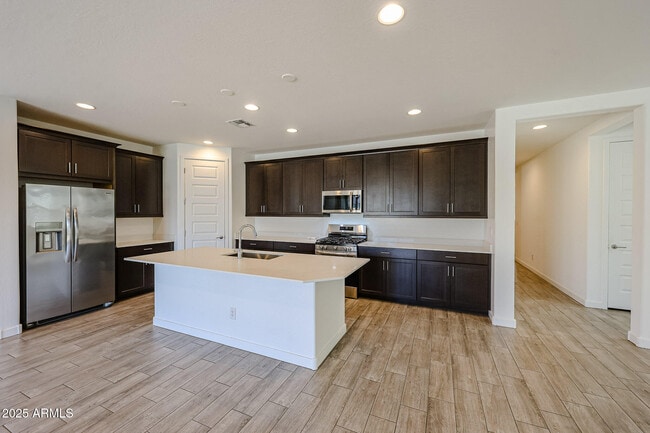 Building Photo - 32522 N 20th Gln