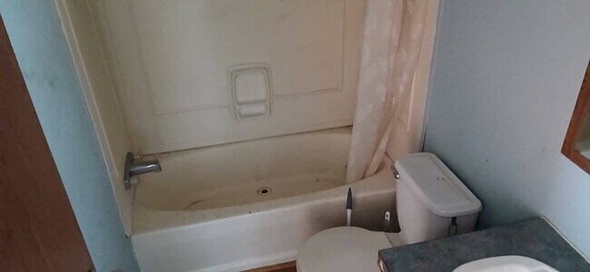 Foto del edificio - 2711 Windy Hill Rd