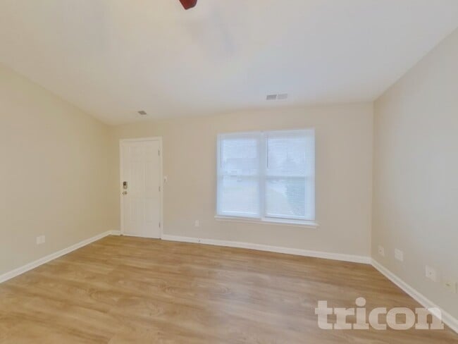 Building Photo - 4312 Windjammer Ct SW