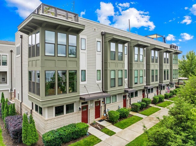 Foto del edificio - Beautiful Townhome in the Heart of Wesley Heights