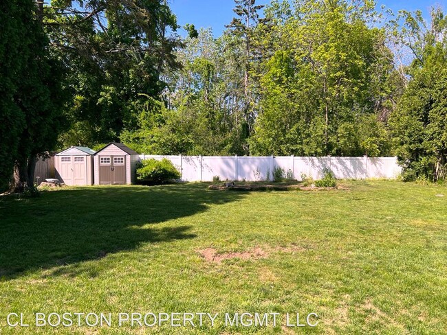 Foto del edificio - 4 br, 3.5 bath House - 775 Lincoln St