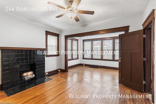 Foto del edificio - 244 Dorchester Ave