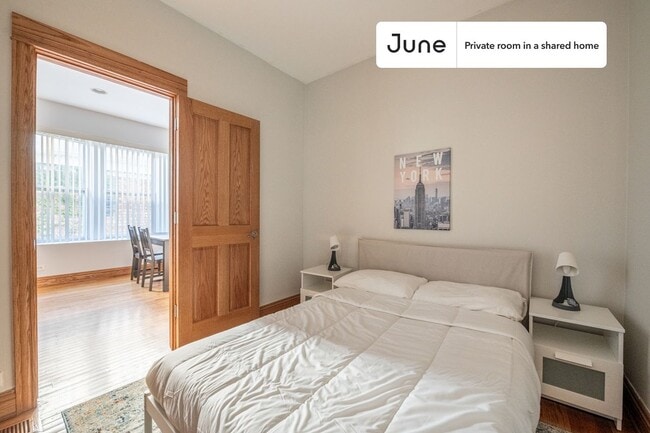 Building Photo - Room in Shared 4 bed/2 bath home