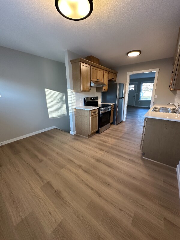 Foto del edificio - 605 N Grove St