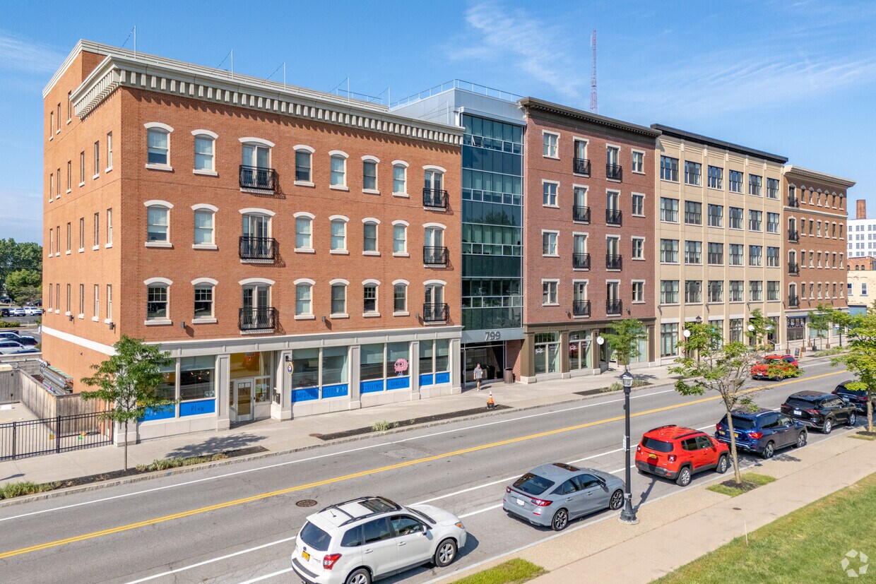 Primary Photo - Millrace Commons