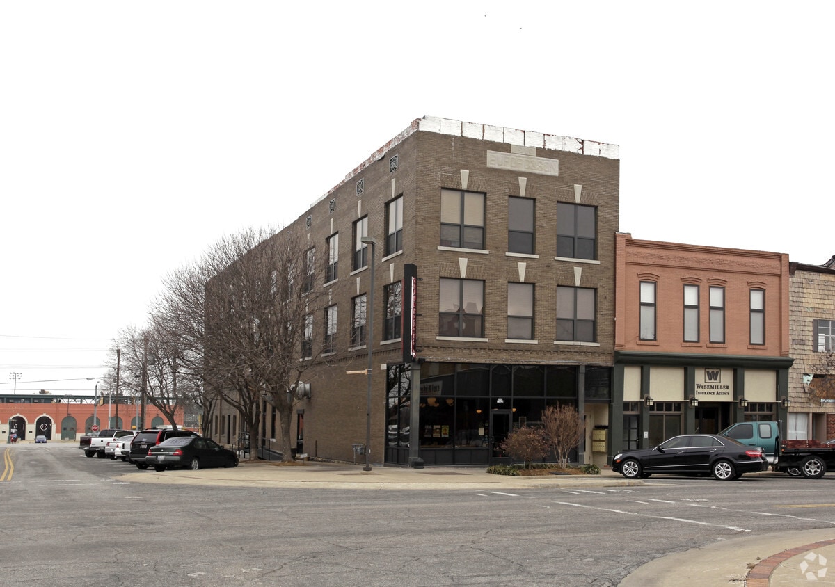 Primary Photo - Buford Building
