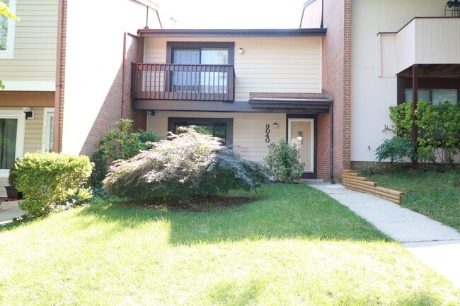 Building Photo - "COMING SOON"  3BD + 2.5BA TH
