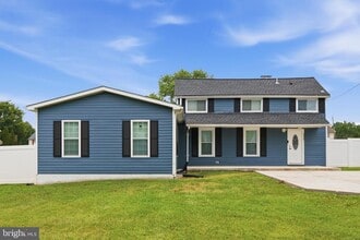 Building Photo - 3524 Meadowside Ave
