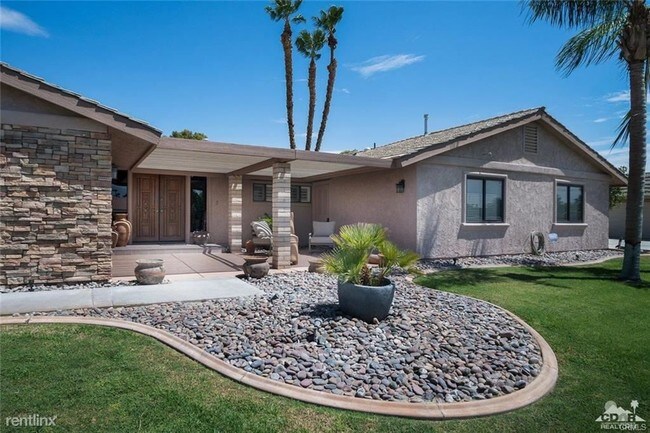 Building Photo - 3 br, 3 bath House - 79260 Fred Waring Dr
