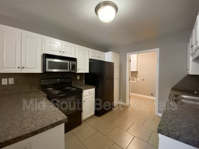 Foto del edificio - 321 Clint Rd