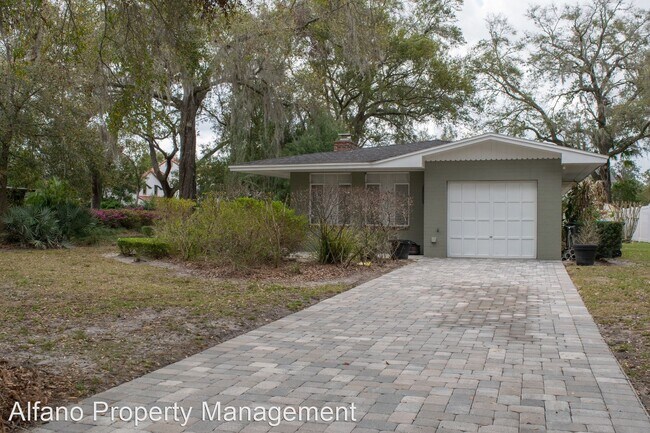 Building Photo - 3 br, 2 bath House - 1901 Glencoe Rd.