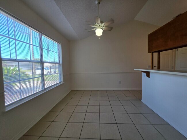 Foto del edificio - 2289 Estate Cir