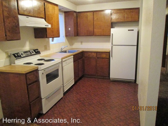 Foto del edificio - 340 Pear Ln