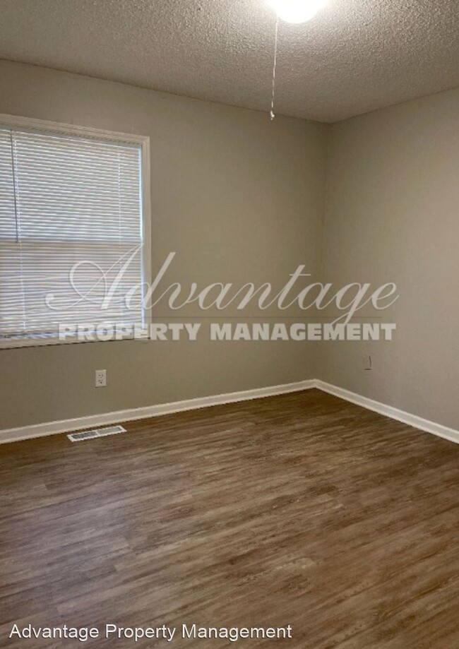Building Photo - 2 br, 1.5 bath House - 3749 Cambridge Stat...