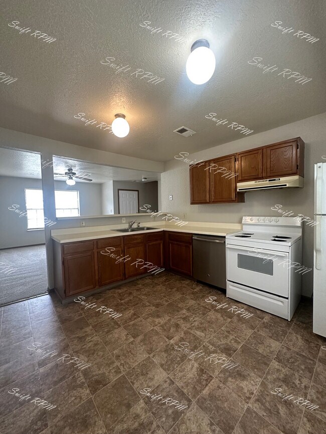 Foto del edificio - 7035 Indiana Ave