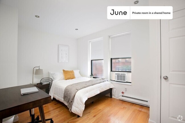 Building Photo - Private bedroom in 6 bed/2 bath Home