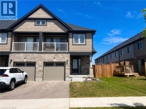 Building Photo - 71 Munch Ave